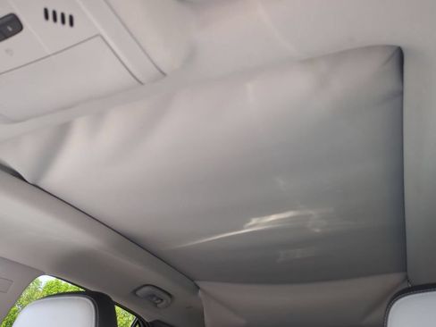 Used 2020 Chevrolet Equinox Premier AWD/4WD image 21