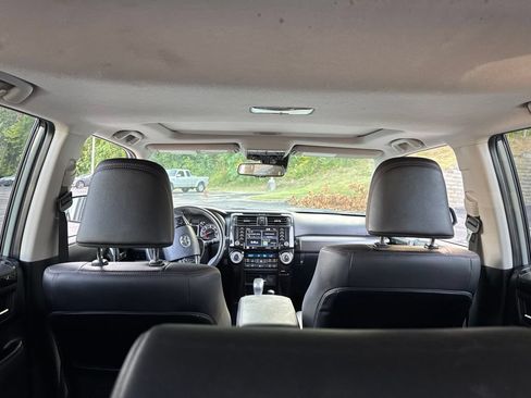 Used 2021 Toyota 4Runner TRD Pro AWD/4WD image 9