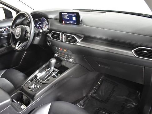 Used 2020 MAZDA CX-5 Touring FWD image 34