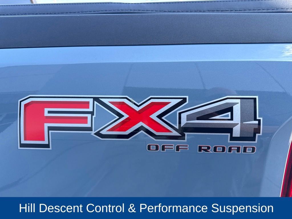 Used 2024 Ford Maverick Lariat w/ FX4 Off-Road Package AWD/4WD image 9