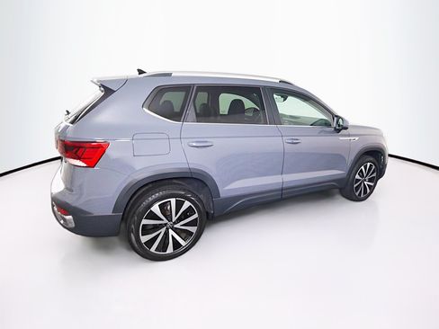 Used 2023 Volkswagen Taos SE FWD image 10