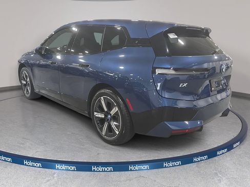 Certified 2024 BMW iX xDrive50 w/ Sport Package AWD/4WD image 7