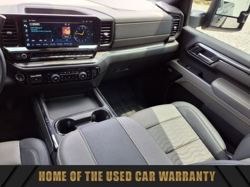 Used 2025 Chevrolet Silverado 2500 ZR2 image 8