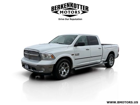 Used 2015 RAM 1500 Laramie w/ Convenience Group AWD/4WD image 7