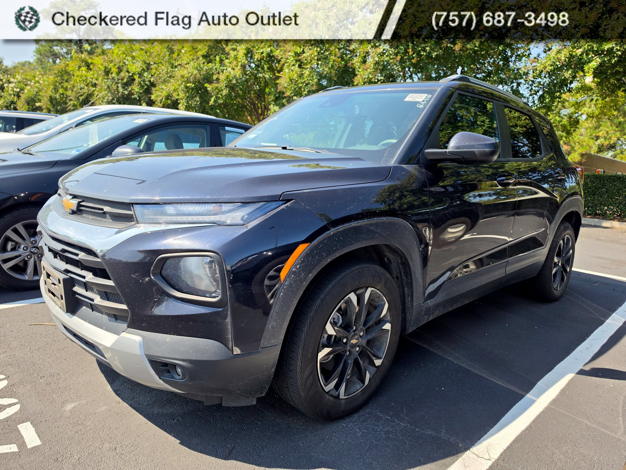 Used 2021 Chevrolet TrailBlazer LT w/ Convenience Package FWD image 1