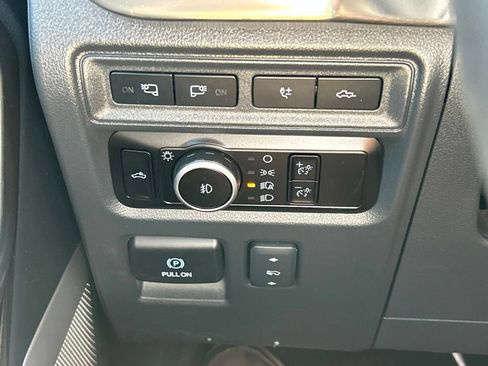Used 2023 Ford F150 Lariat w/ Equipment Group 502A High AWD/4WD image 29