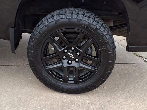 Used 2020 Chevrolet Silverado 1500 LT Trail Boss w/ Midnight Edition AWD/4WD image 22