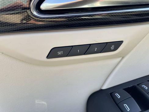 Used 2023 Buick Envision Essence AWD/4WD image 13