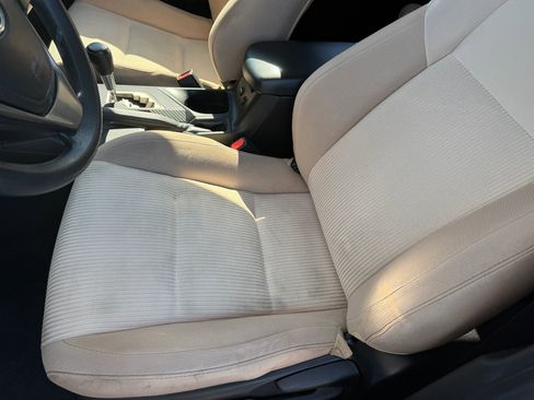 Used 2015 Toyota RAV4 XLE image 11