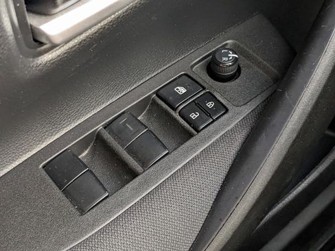 Used 2021 Toyota Corolla LE image 16