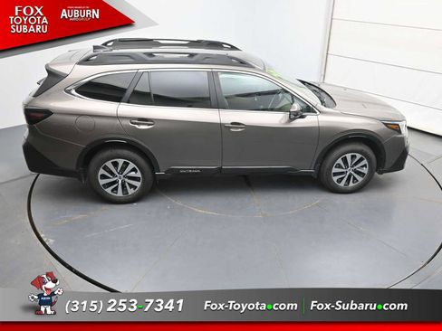 Used 2021 Subaru Outback Premium AWD/4WD image 29