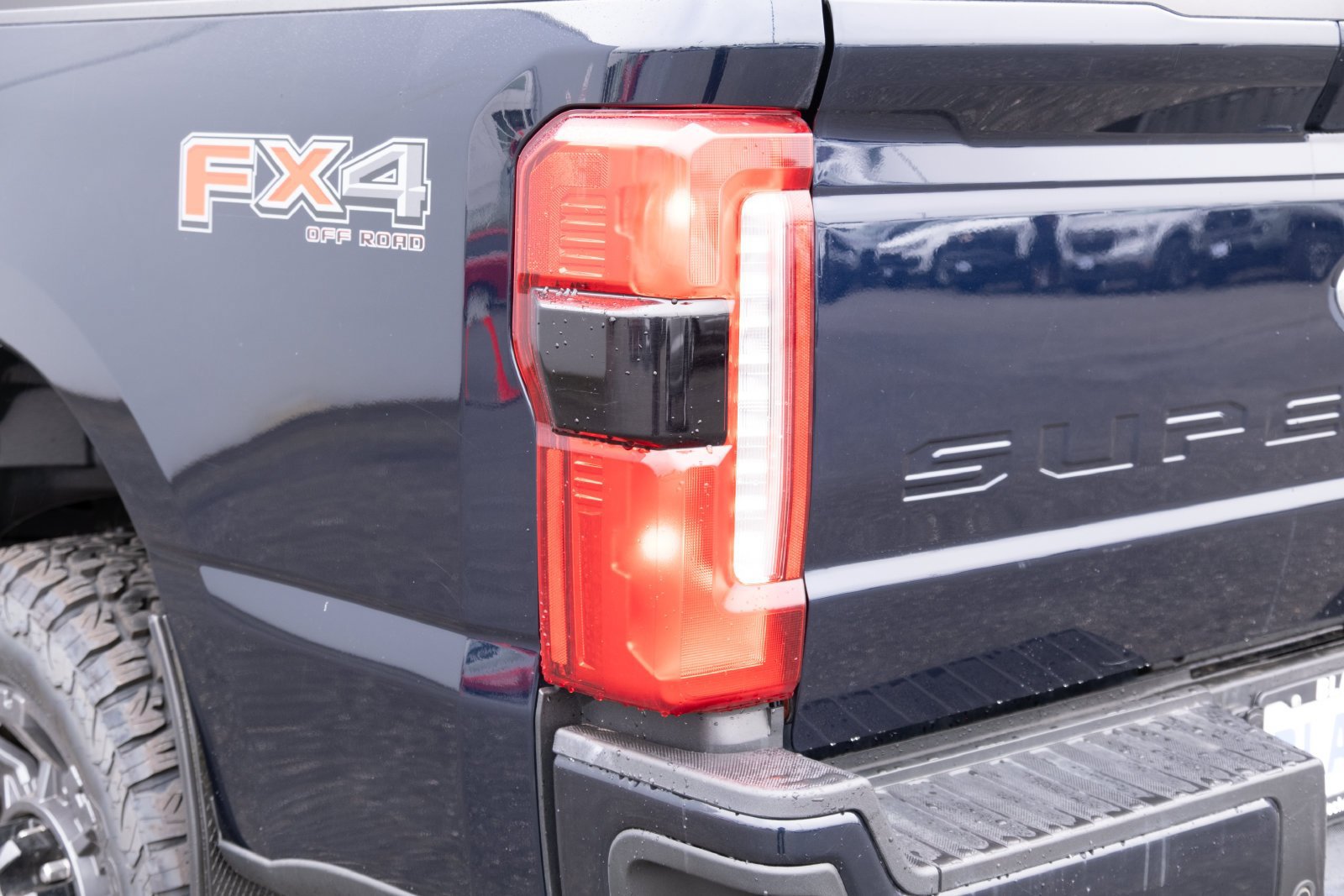 Used 2024 Ford F350 Lariat w/ Sport Appearance Package AWD/4WD image 27