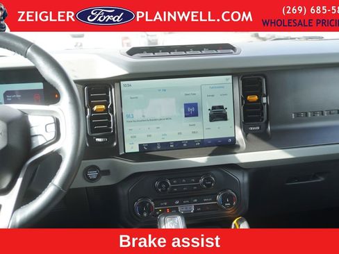 Used 2022 Ford Bronco Badlands image 14