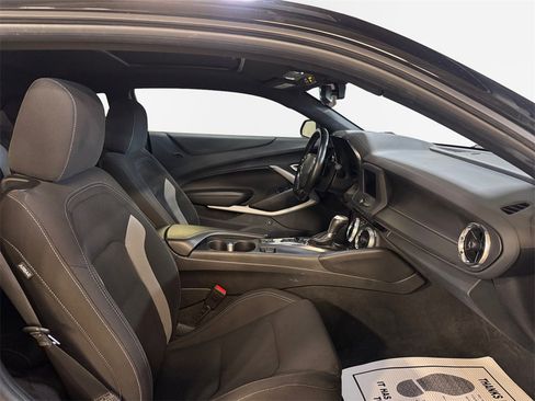 Used 2023 Chevrolet Camaro LT image 26
