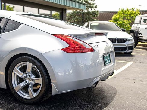 Used 2012 Nissan 370Z Touring w/ Aerodynamics Pkg RWD image 14