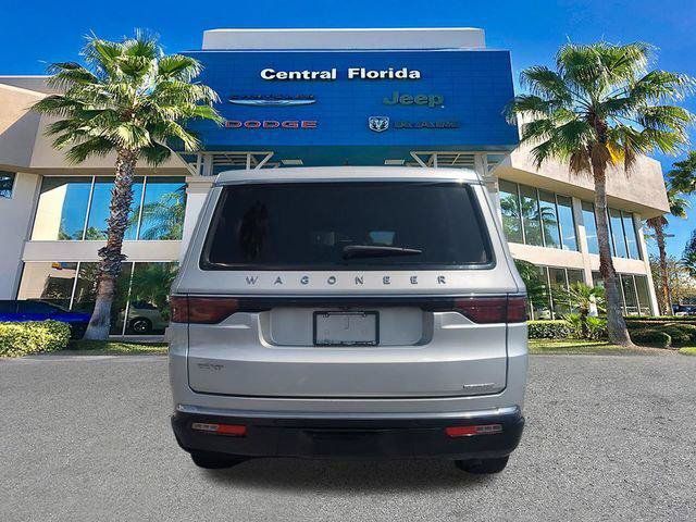 Certified 2024 Jeep Wagoneer Series II w/ Flexible Seating Group RWD image 6