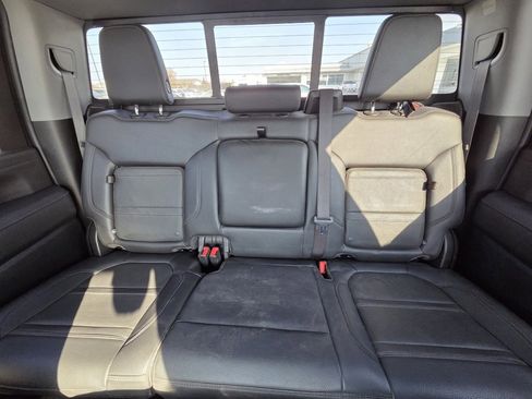 Used 2023 GMC Sierra 2500 Denali w/ Denali Ultimate Package image 28