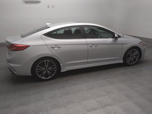 Used 2018 Hyundai Elantra Sport w/ Cargo Package FWD image 10