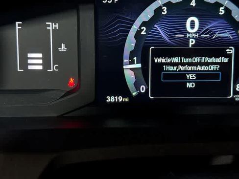 Certified 2025 Toyota Tacoma SR5 AWD/4WD image 19