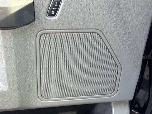 Used 2019 Ford F150 XLT w/ Equipment Group 301A Mid image 17