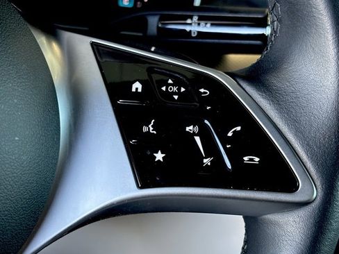 Certified 2025 Mercedes-Benz C 300 Sedan image 21