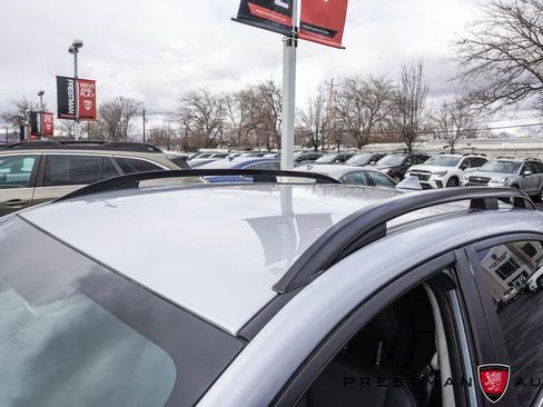 Used 2022 Subaru Impreza 2.0i Limited w/ Popular Package #2 image 5