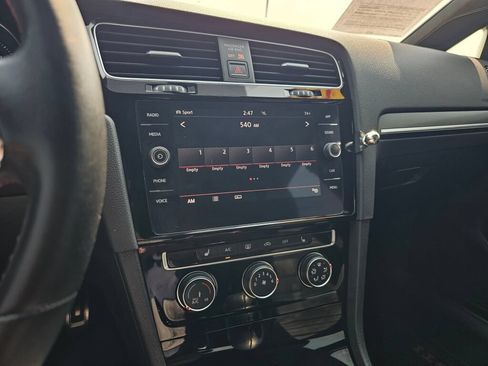 Used 2018 Volkswagen GTI SE w/ SE Leather Package FWD image 20
