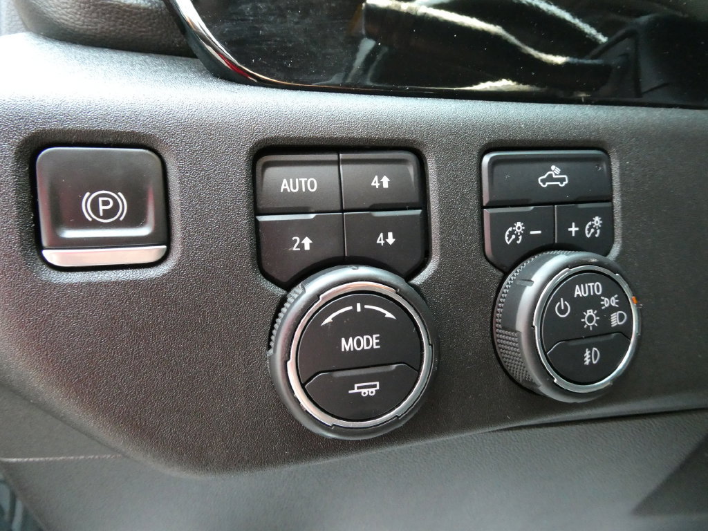 Certified 2022 Chevrolet Silverado 1500 RST AWD/4WD image 26