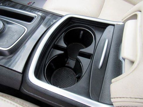 Used 2019 Chrysler 300 Touring L w/ Quick Order Package 22F image 35