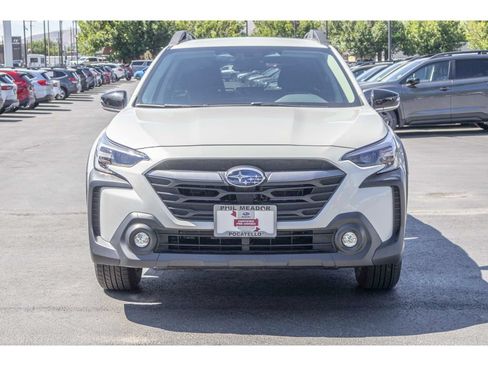 Certified 2025 Subaru Outback Premium AWD/4WD image 8