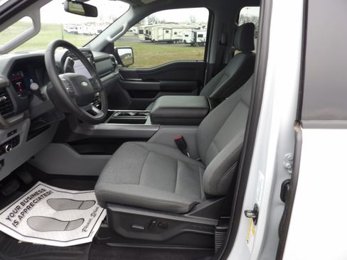 Used 2025 Ford F150 XLT w/ Equipment Group 302A MID image 12