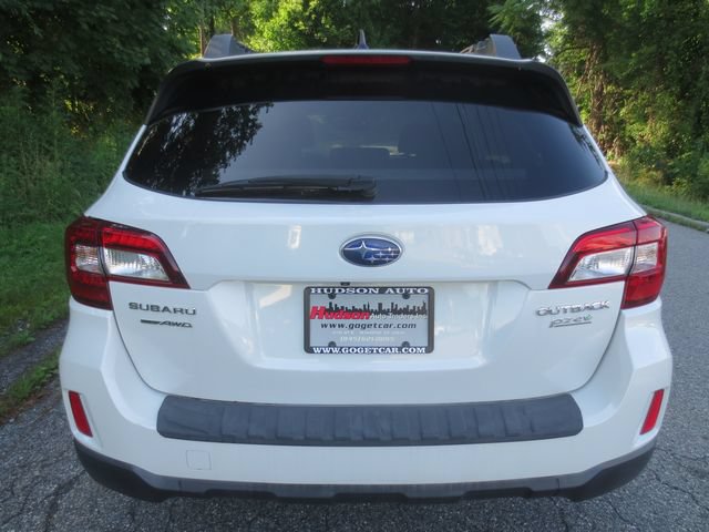 Used 2016 Subaru Outback 2.5i Premium AWD/4WD image 6