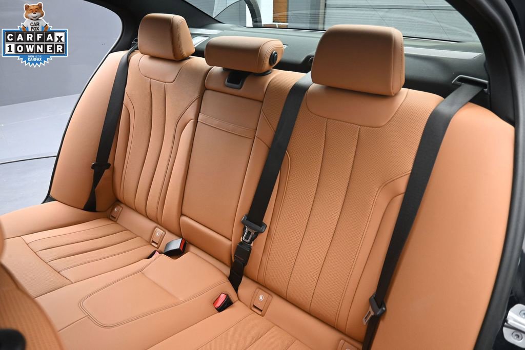 Certified 2023 BMW 530i w/ Premium Package RWD image 31