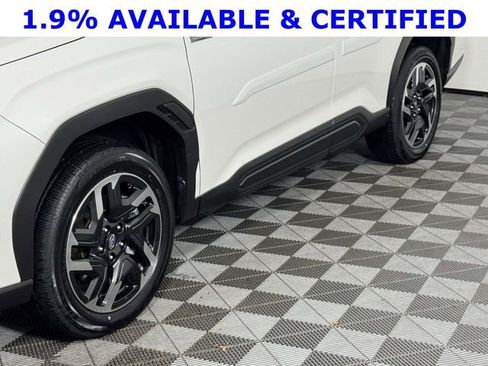 Used 2025 Subaru Forester Premium image 13