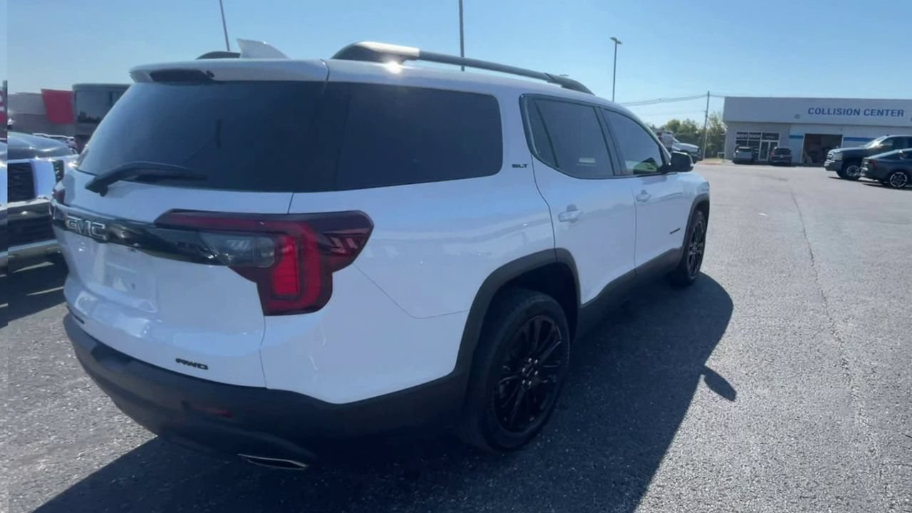 Used 2023 GMC Acadia SLT w/ Elevation Edition AWD/4WD image 9