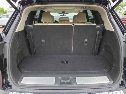 Used 2023 INFINITI QX60 Luxe w/ Cargo Package AWD/4WD image 10