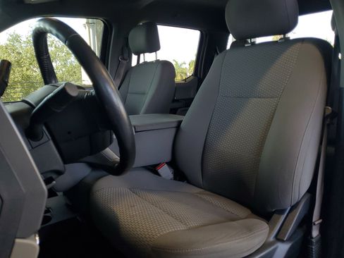 Used 2017 Ford F150 XLT w/ Equipment Group 301A Mid RWD image 18