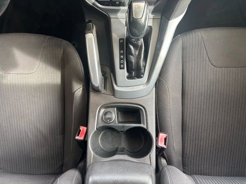 Used 2012 Ford Focus Titanium w/ Titanium Handling Pkg image 18