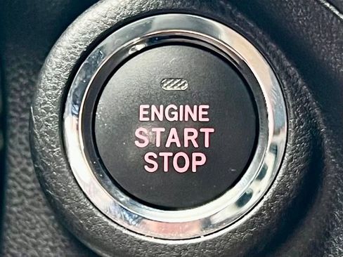 Used 2022 Subaru Ascent Touring image 31