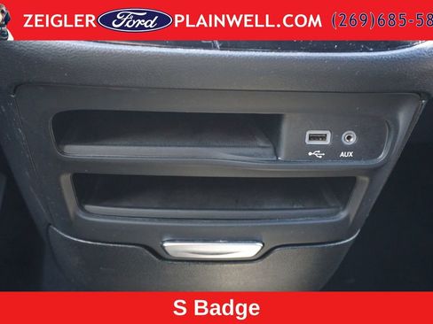 Used 2020 Chrysler Pacifica Touring w/ Advanced Safetytec Group FWD image 27