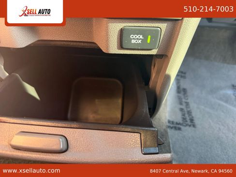 Used 2014 Honda Odyssey Touring image 16