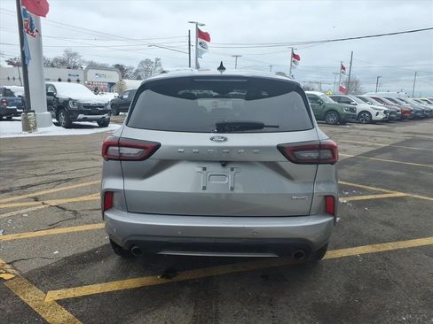 Used 2024 Ford Escape ST-Line w/ Tech Pack #1 image 4