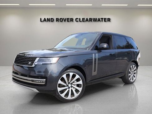 New 2025 Land Rover Range Rover SE image 1