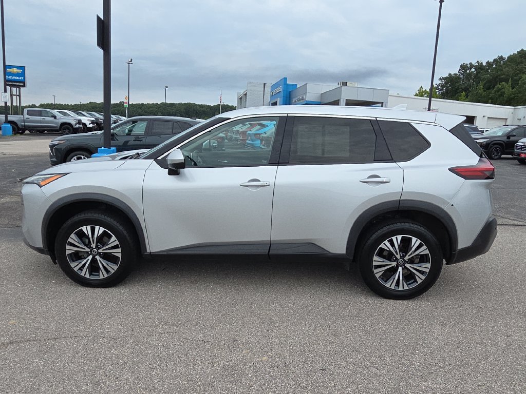 Used 2021 Nissan Rogue SV AWD/4WD image 5