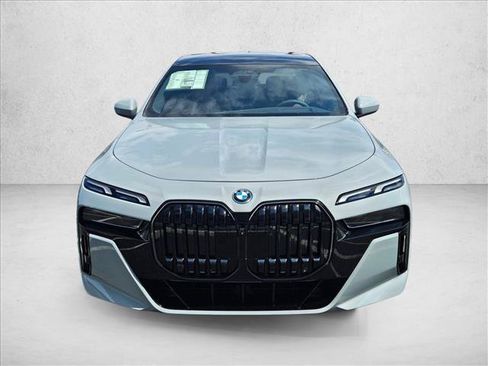 New 2026 BMW i7 xDrive60 AWD/4WD image 6