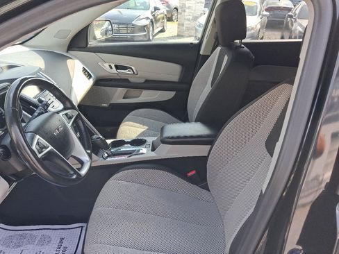 Used 2017 GMC Terrain SLE w/ Technology Package AWD/4WD image 17