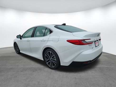 Certified 2025 Toyota Camry XLE w/ Premium Package image 7