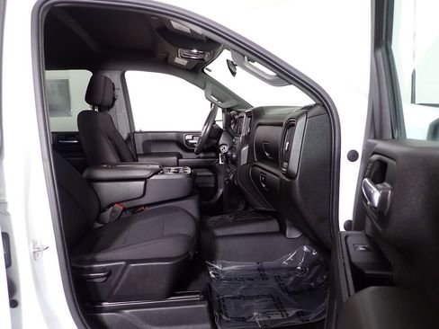 Used 2023 Chevrolet Silverado 2500 Custom w/ Custom Convenience Package AWD/4WD image 43