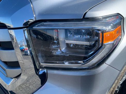 Used 2020 Toyota Tundra Limited w/ Limited Premium Package image 8