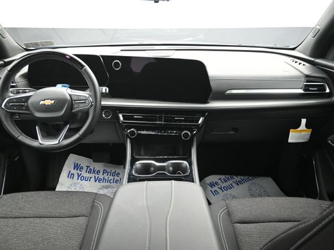 Certified 2026 Chevrolet Traverse LT w/ Enhanced Driving Package FWD image 23